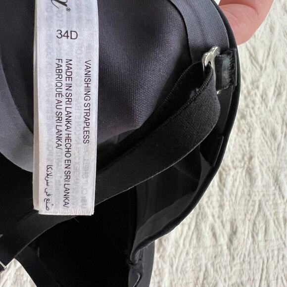 Soma Vanishing Back Multi-Way Strapless Bra in Black - Picture 8 of 10